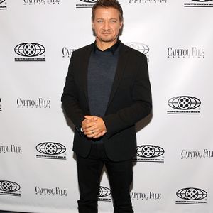 Jeremy Renners Ex: Drogen während der Schwangerschaft?