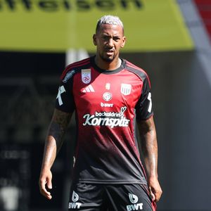 Fußballer Jérôme Boateng verkündet das Ende seiner Karriere