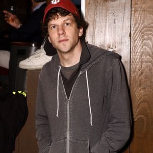 Jesse Eisenberg äußert sich über Pläne für "Zombieland 3"