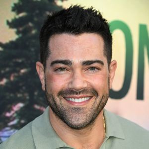 Jesse Metcalfe teasert zweiten Teil von "Rache ist sexy" an!