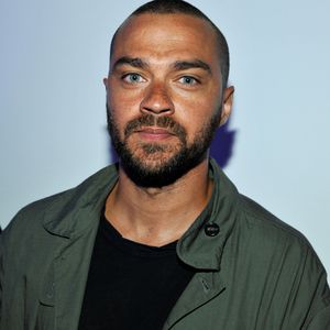 Krasse Vorwürfe! Jesse Williams-Ex klagt für Sorgerecht