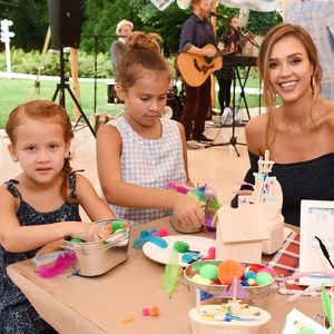 Kindergeburtstag! So groß sind Jessica Albas Töchter