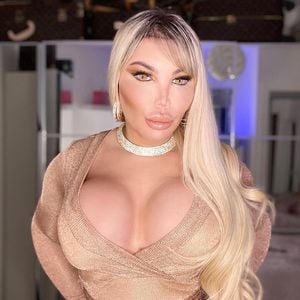 XS-Nase und XXL-Dekolleté: Ex-Ken Rodrigo zeigt Barbie-Look