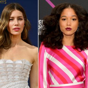 Alisha fliegt während Jessica Biels Set-Besuch nach L.A.