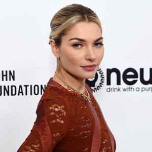 Sieben Monate nach Geburt: Jessica Hart wieder schwanger!