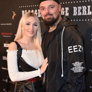 Jessica & Nik verlobt: Kuppelshow-Kollegen freuen sich mit!