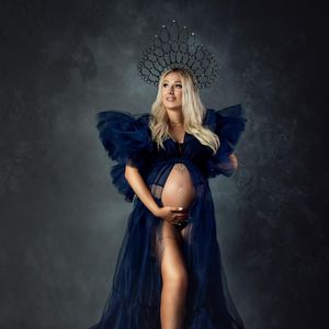 33. Woche: Jessi Schröder strahlt bei Babybauch-Shooting