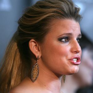 Jessica Simpson wurde von ihrer Plattenfirma gefeuert!