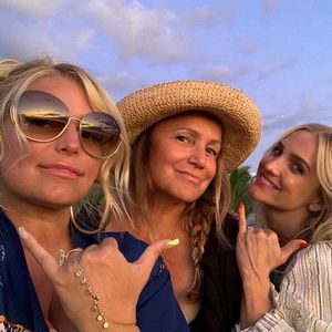 Jessica Simpson teilt rares Bild mit Ashlee und Mama Tina