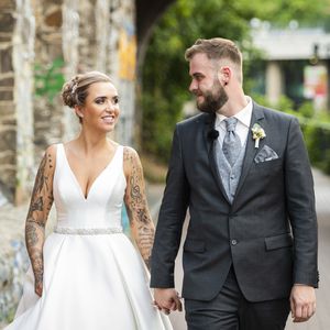 Fans feiern "Hochzeit auf ersten Blick"-Jessicas Sneakers!