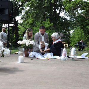 Jessi und Niklas Schröder stolz: Baby Hailey wurde getauft!