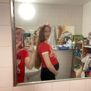 Baby Nummer vier: "Harry Potter"-Star Jessie Cave schwanger