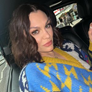 Jessie J fühlt sich wegen ihrer Mutterschaft "sehr schuldig"