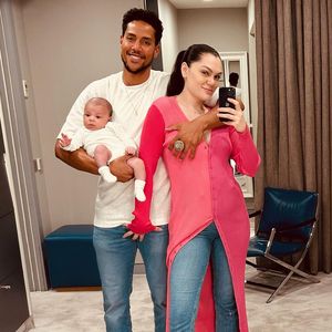 Mal ein anderes Familienbild: Jessie J mit ihren zwei Jungs