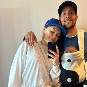 Wie geht es ihr? Jessie J mit Chanan und Baby Sky unterwegs