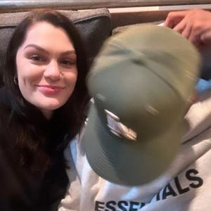 Jessie J schwärmt erstmals öffentlich von Vater ihres Kindes