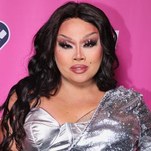 "RuPaul's Drag Race" ehrt Jiggly Caliente (†) in 10. Staffel