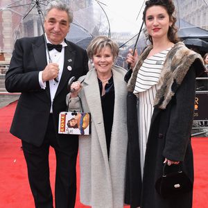 Imelda Staunton teilt die Bühne mit Tochter Bessie Carter