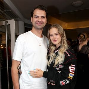 So haben sich Jimi Blue Ochsenknecht und Laura kennengelernt