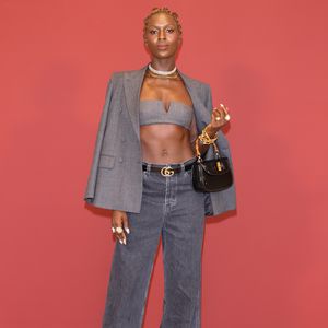 Nach Trennung: Jodie Turner-Smith teilt Fotos mit Ehering