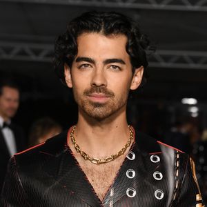 Joe Jonas, Sänger