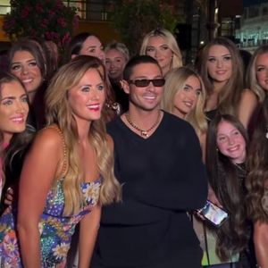 Nach Jessy-Trennung: Joey Essex feiert umgeben von Frauen
