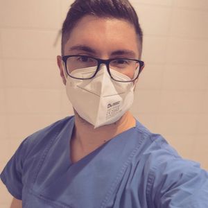 Sexy Kittel! So sieht Joey Heindle als Rettungssanitäter aus