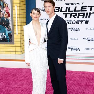 Erste Fotos von Joey King und Steven Piets Traumhochzeit!