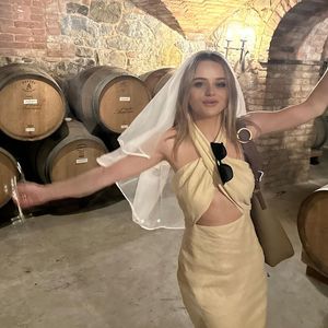 Wein-Party: Joey King feiert ihren Junggesellinnenabschied!