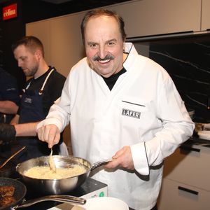 Starkoch Johann Lafer entwirft neues Lufthansa-Menü