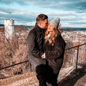 "Kleine Hochzeit": Jessi und Johannes lassen Ring weihen