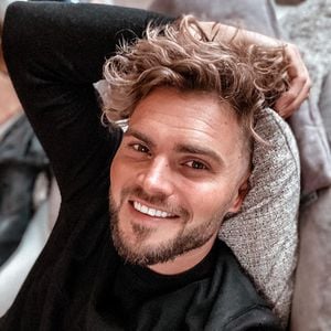 Ein Monat Insta-Funkstille: Johannes mit neuer Frisur zurück