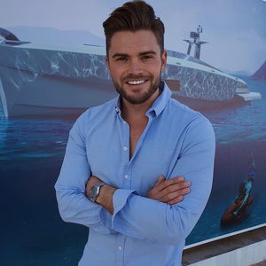 Zweite Folge: Johannes Haller ist "Beauty & The Nerd"-Coach