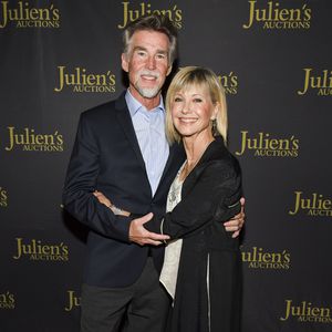 Olivia Newton-Johns Witwer spricht nach Tod noch mit ihr