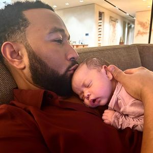 "So emotional": Familienzuwachs berührte John Legend sehr!
