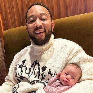 Zuckersüßes Foto: John Legend schwärmt von Töchterchen Esti