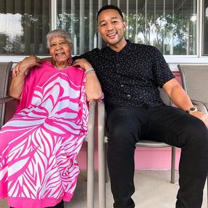 Sie wurde 91 Jahre: John Legend trauert um seine Großmutter