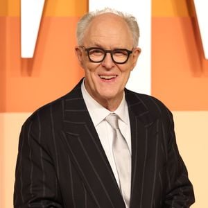 John Lithgow verteidigt J.K. Rowlings umstrittene Ansichten