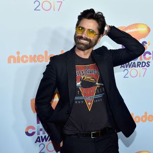 Bewegender Post: John Stamos gedenkt seines toten Vaters