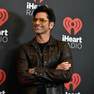 Berliner Mädels aufgepasst: Hottie John Stamos ist in Town!