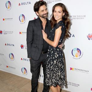 John Stamos rührt Fans mit süßem Liebesvideo an Caitlin