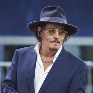 Johnny Depps Ex-Affäre: Er warf wütend mit einer Weinflasche