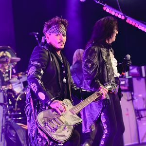 Johnny Depp sagt schon wieder Konzert in letzter Minute ab!