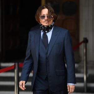 Sein Arzt überzeugt: Johnny Depp "romantisiert" Drogensucht