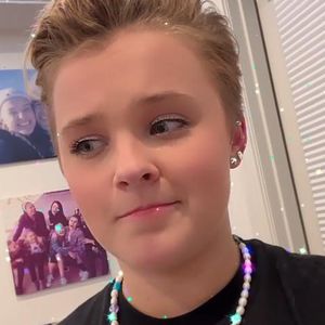 JoJo Siwa wurde nicht zu den Kids' Choice Awards eingeladen