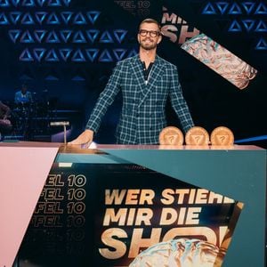 "Wer stiehlt mir die Show?"-Auftakt: Er gewinnt erste Folge