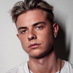 Öffentlicher Druck: Jonas Ems trank schon mittags Schnaps!