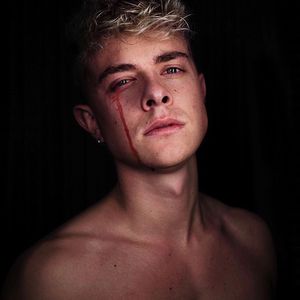 "2019 – F*ck dich": Jonas Ems rechnet mit seinem Jahr ab!