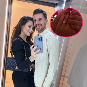DFB-Star Jonas Hofmann hat sich mit Sky-Moderatorin verlobt!