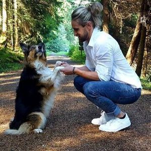 Nach Bachelorette-Aus: Diese Lady wartet daheim auf Jonas